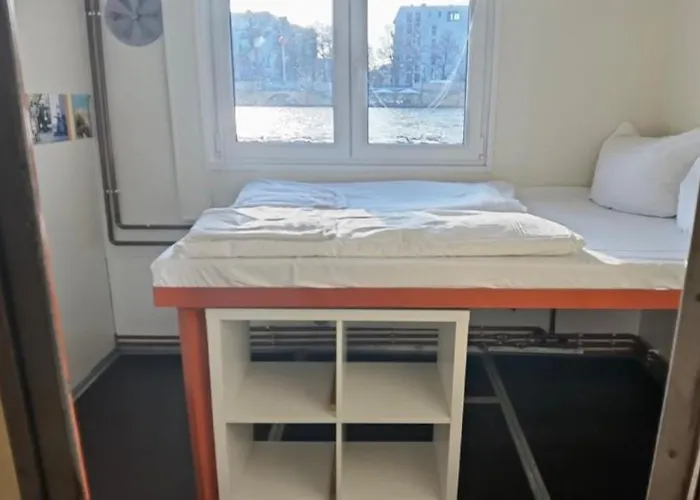 Shipotel-Berlin Gmbh, Shipotel Eastern & Shipotel Western Hotel