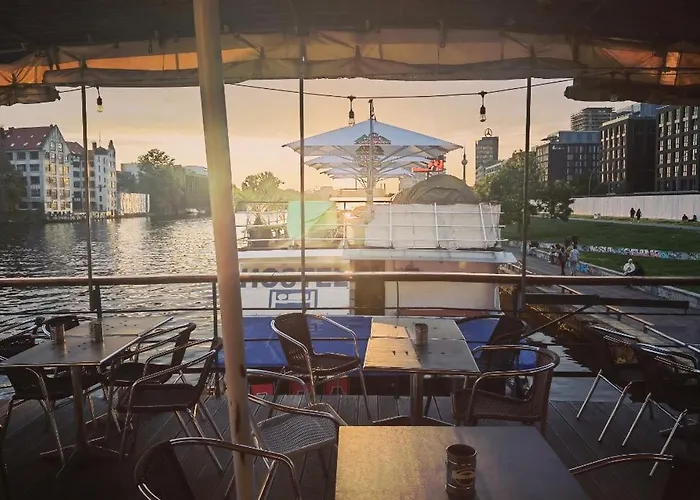 Shipotel-Berlin Gmbh, Shipotel Eastern & Shipotel Western 2*