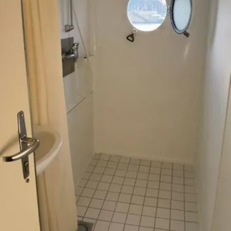 Shipotel-berlin Gmbh, Shipotel Eastern & Shipotel Western Отель