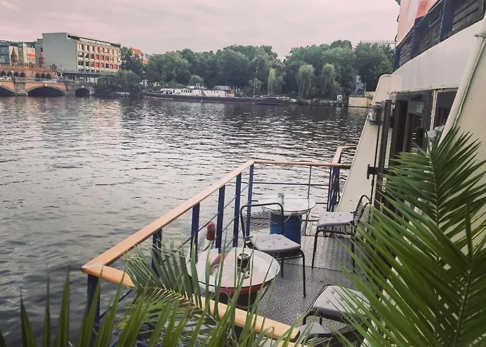 Shipotel-berlin Gmbh, Shipotel Eastern & Shipotel Western Berlin