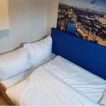 Shipotel-berlin Gmbh, Shipotel Eastern & Shipotel Western 2* Berlin