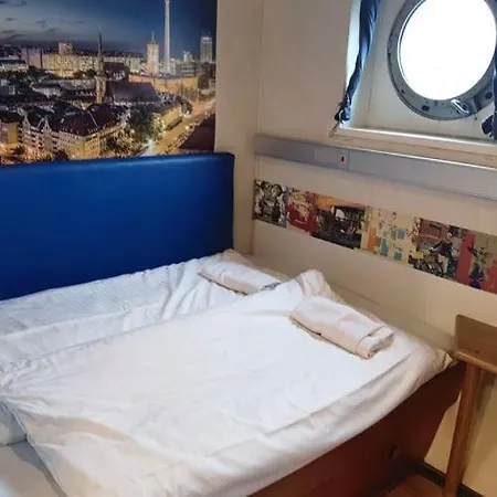 Shipotel-Berlin Gmbh, Shipotel Eastern & Shipotel Western 2*