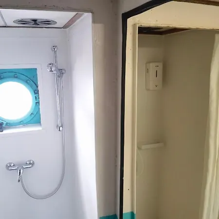 Shipotel-berlin Gmbh, Shipotel Eastern & Shipotel Western 호텔