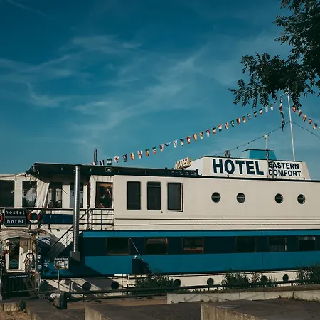 Shipotel-Berlin Gmbh, Shipotel Eastern & Shipotel Western Berlin