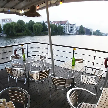 Shipotel-Berlin Gmbh, Shipotel Eastern & Shipotel Western 2*