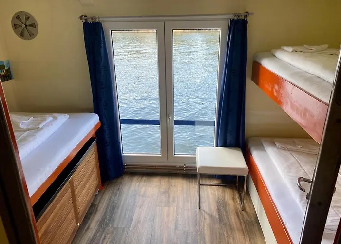 Shipotel-berlin Gmbh, Shipotel Eastern & Shipotel Western Hotel