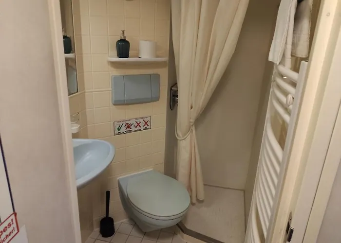 Shipotel-berlin Gmbh, Shipotel Eastern & Shipotel Western 2*