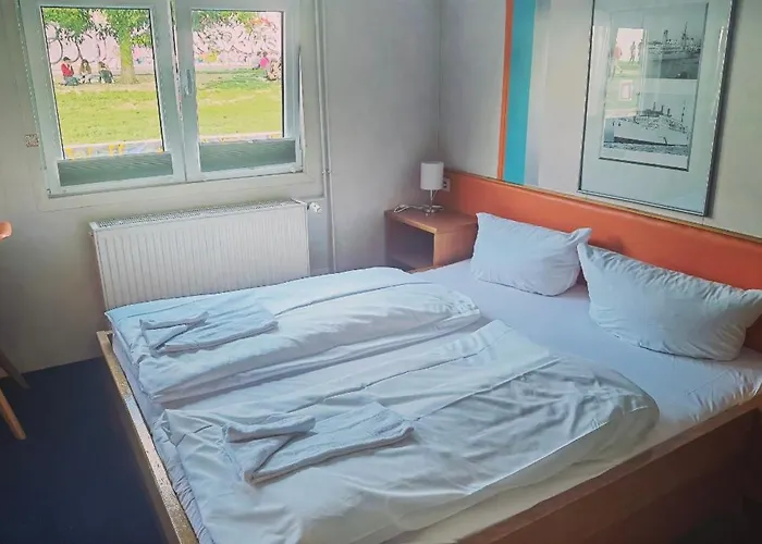 Shipotel-berlin Gmbh, Shipotel Eastern & Shipotel Western 호텔